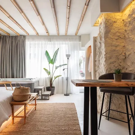 Marabou Unique Szaloniki